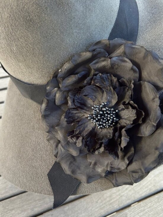 Marilyn Melrose Custom Hat Gray Wool Felt Black Flower and Grosgrain Ribbon main image 7